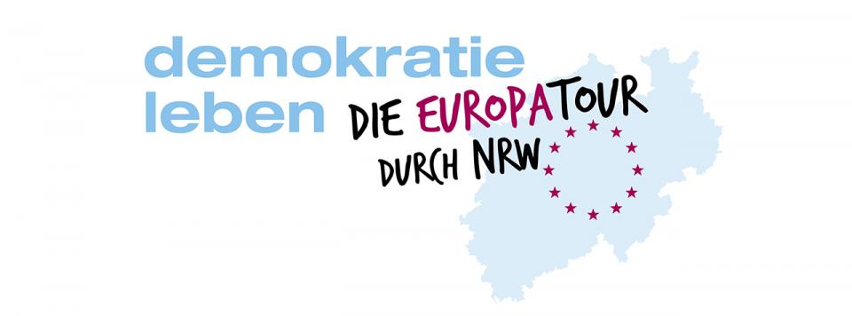 Logo des Projekts "Demokratie-Tour" der Landeszentrale für politische Bildung NRW. 